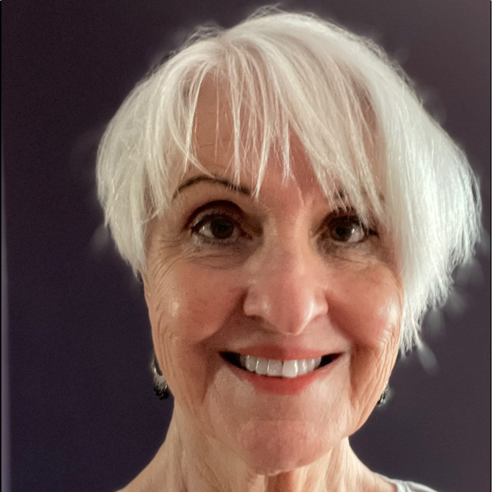 Meet your Posher, Dolores